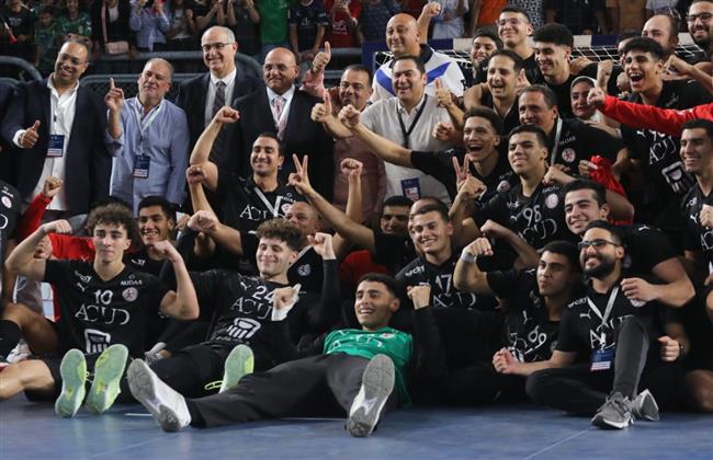 عمر بركة أفضل لاعب في مباراة مصر وآيسلندا بمونديال ناشئي اليد