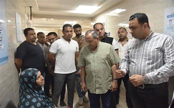 محافظ بورسعيد يتابع سير تقديم الخدمات الطبية في وحدة طب أسرة قرية العاشر من رمضان