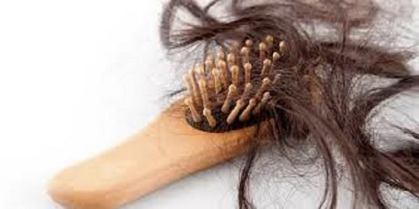 دون الاعتماد على الأدوية.. طرق طبيعية لإيقاف تساقط الشعر