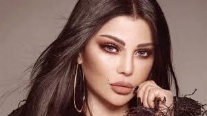 من الهجوم إلى التراجع.. القصة الكاملة لأزمة هيفاء وهبي مع محللة لغة الجسد