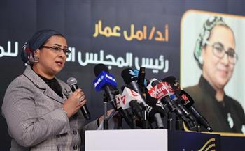 المستشارة أمل عمار تشارك في الجلسة الافتتاحية بفاعلية  "قمة الإبداع الإعلامي للشباب العربي"