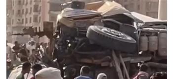 مصرع وإصابة 9 أشخاص اثر حادث مروع بمدخل شق التعبان بطرة