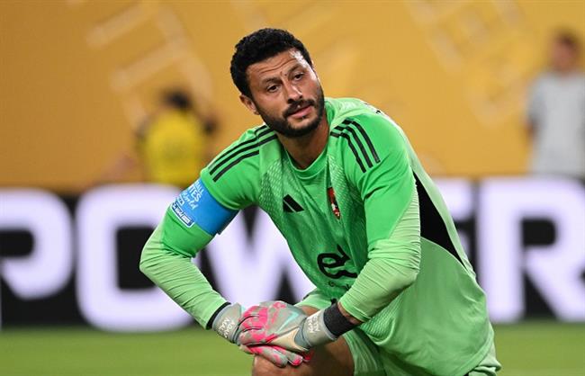 الموت يفجع محمد الشناوي حارس الأهلي  