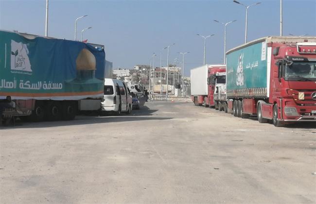 المتحدث باسم حركة فتح: مصر تمارس ضغوطًا كبيرة لإدخال المساعدات إلى غزة