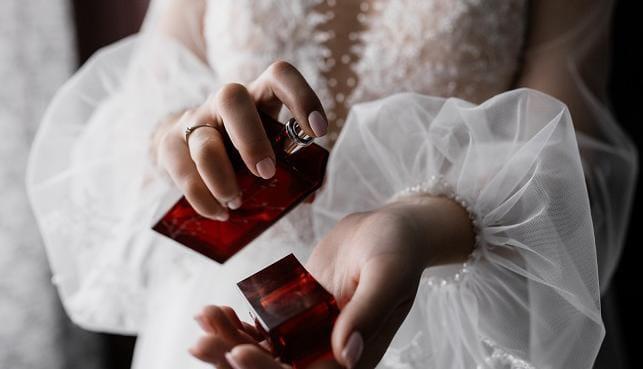 لاختيار مثالي لعطر زفافك.. اتبعي تلك النصائح 