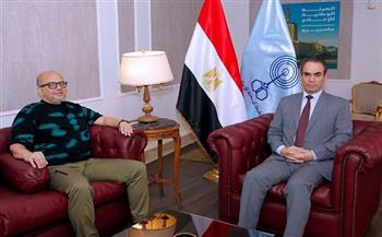 عمر طاهر علي شاشة التليفزيون المصري قريبًا