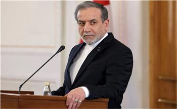وزير الخارجية الإيراني: لم نصل بعد إلى مرحلة تسمح بمحادثات نووية فعالة مع واشنطن