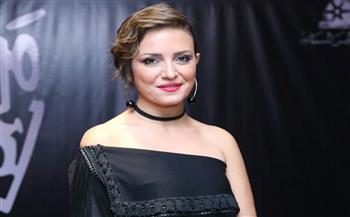 ريهام عبد الغفور منظمة حفلات في مسلسل"سنجل مازر فازر"