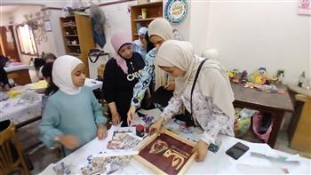 ثقافة المنيا تقيم ورشة لوحات توعوية بالكولاج ضمن مبادرة "معا بالوعي نحميها"
