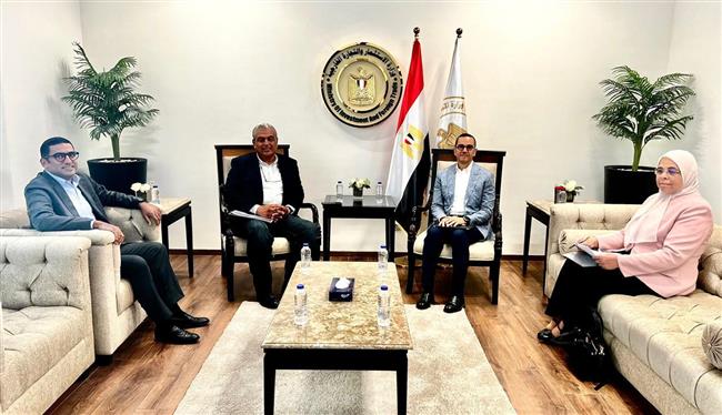 وزير الاستثمار يبحث مع المجلس التصديري تعزيز صادرات قطاع التشييد والبناء والأسواق المستهدفة  