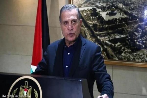 الرئاسة الفلسطينية: البدء بتسليم السلاح الموجود داخل المخيمات الفلسطينية بلبنان للجيش اللبناني