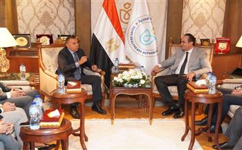 رئيس هيئة الرعاية الصحية يُثمّن التعاون مع تاكيدا لإنشاء مركز متكامل لعلاج الأورام بالإسماعيلية