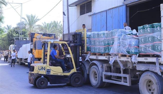 قافلة إغاثية سعودية جديدة تصل إلى وسط قطاع غزة 
