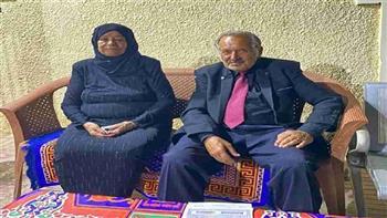 بعد زواج مسنان في الـ70 بالمنوفية.. تعرف على تأثير  الحب لدى كبار السن؟