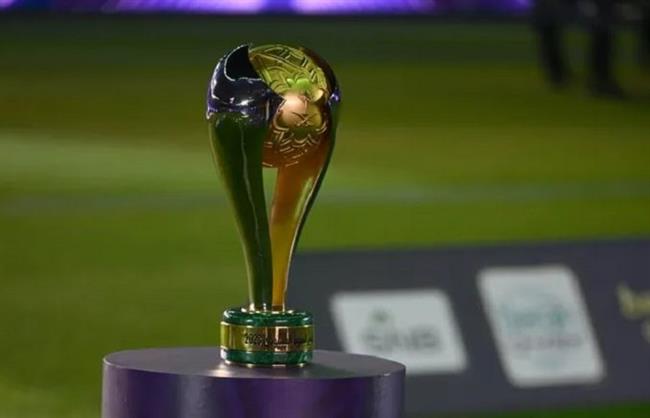 الاتحاد السعودي يرفض طلب الأهلي والنصر بشأن طاقم تحكيم نهائي السوبر