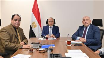 وزير الري يتابع حالة مجري نهر النيل ومجهودات إزالة التعديات وإنتاج خرائط مساحية