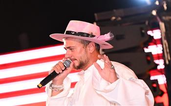 سعد لمجرد يشعل العلمين الجديدة بحضور كامل العدد و"لوك محير"