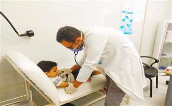 "الرعاية الصحية": فحص 76% من طلاب محافظات التأمين الصحي ضمن حملة "اطمن على ابنك"