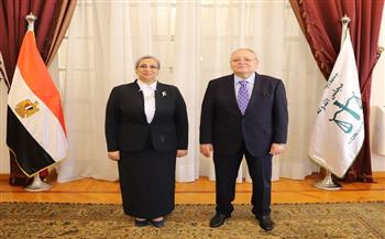 رئيس مجلس الدولة يشيد بدور المجلس القومي للمرأة في دعم وتعزيز الإرادة القوية للمرأة المصرية