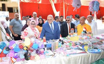 جامعة سوهاج: افتتاح معرض "أهلاً مدرستي" بالجامعة لتوفير مستلزمات الدراسة بأسعار مخفضة