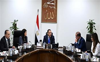 مدبولي يناقش زيادة الاعتمادات المالية المخصصة لصيانة المنشآت الحكومية والمرافق في الموازنة 