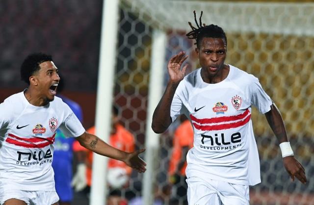 الدوري الممتاز.. شيكو بانزا يتقدم للزمالك بهدف في شباك فاركو
