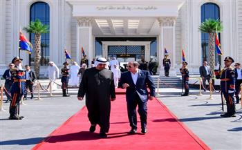 بالصور.. الرئيس السيسي يودع الشيخ محمد بن زايد بمطار العلمين في ختام زيارته الأخوية لمصر