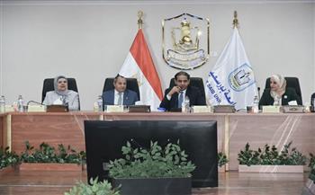محافظ بورسعيد يشارك في اجتماع مجلس جامعة بورسعيد