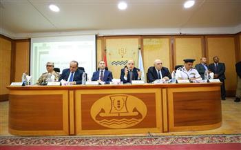 للتخفيف عن أولياء الأمور.. محافظ كفر الشيخ يوجه بالتوسع في إقامة معارض "أهلاً مدارس"