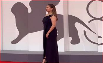 ريا أبي راشد ودواين جونسون وآدم درايفر بين أبرز الحضور في مهرجان فينيسيا السينمائي