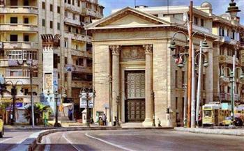 البنك المركزي يقرر خفض الفائدة 2% على الإيداع والإقراض