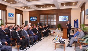 وزير القوى العاملة يستعرض بالإسكندرية ملامح قانون العمل الجديد