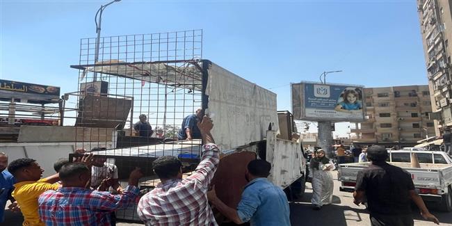 محافظة الجيزة تزيل إشغالات شارع سليم المتفرع من فيصل الرئيسي