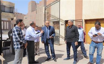 سكرتير عام قنا يتفقد عددا من المشروعات الخدمية والتنموية بنجع حمادي
