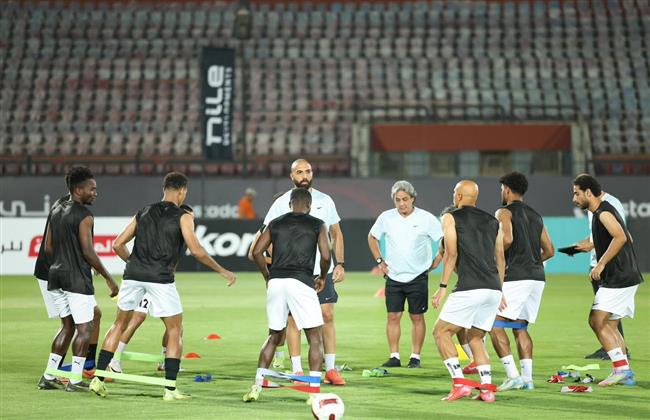 الدوري الممتاز.. البنك الأهلي يتعادل سلبيا مع طلائع الجيش في الشوط الأول  