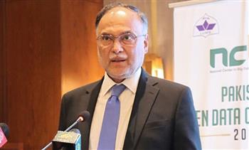  باكستان والصين تؤكدان التزامهما بمواصلة تعزيز العلاقات الثنائية
