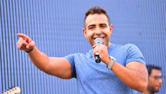 محمد عدوية يحيي حفلا فى المنصورة 15 أغسطس