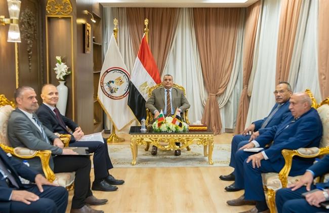 وزير الدولة للإنتاج الحربي يناقش مع سفير بلغاريا سبل تعزيز التعاون المشترك