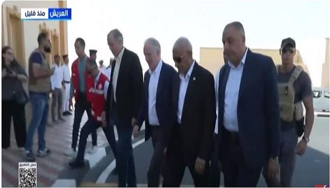 بث مباشر.. وصول وفد من مجلس الشيوخ إلى مطار العريش تمهيدًا لزيارة معبر رفح 