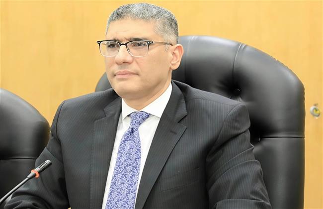 المجلس التنفيذي بالجيزة يوافق على مشروعات للنفع العام في قطاعات التعليم والصحة
