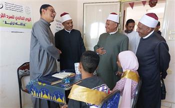 مدير عام العلوم الشرعية يتفقد فعاليات مبادرة اليوم العالمي للسرد القرآني بسفاجا