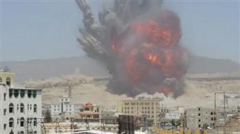 الحوثيون: مقتل رئيس الوزراء وعدد من الوزراء في حكومة الحوثي بغارة إسرائيلية على صنعاء