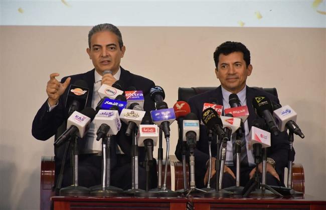 وزير الشباب ونقيب الإعلاميين يشهدان الحلقة النقاشية حول قانون الرياضة وتعديلاته