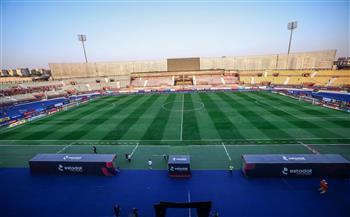 الدوري الممتاز.. ملعب السلام يتزين قبل استضافة مباراة الأهلي وبيراميدز