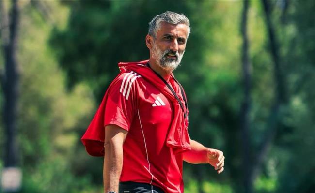 الدوري الممتاز.. محمد شريف يقود تشكيل الأهلي أمام بيراميدز