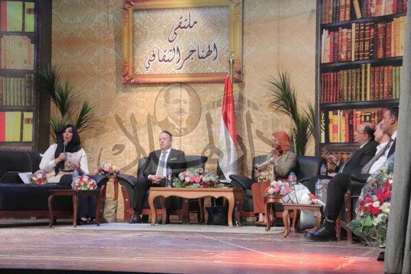 ملتقي الهناجر الثقافي ينظم ندوة بعنوان "الذكاء الاصطناعي وتأثيره في حياتنا"  