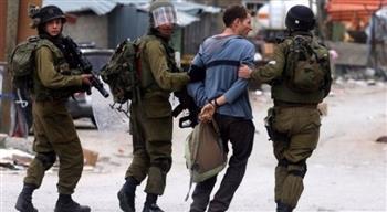 الاحتلال الإسرائيلي يعتقل ما لا يقل عن 9 فلسطينيين من الضفة الغربية