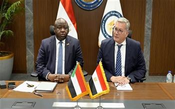 وزير البترول يبحث مع مسئولين سودانيين سبل التعاون في مجال التعدين