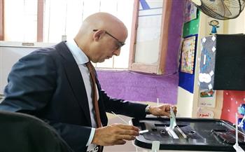 وزير التربية والتعليم يدلي بصوته في انتخابات مجلس الشيوخ لعام 2025