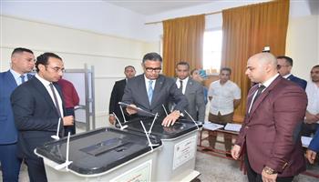 عقب الإدلاء بصوته.. وزير التموين: نثق في وعي المصريين لاختيار من يمثلهم